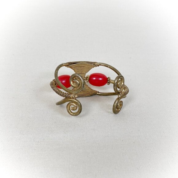 Vintage Primitive 1920s to 1960s Brass Bangle Bracelet with Wire & Bead Details - Picture 5 of 8